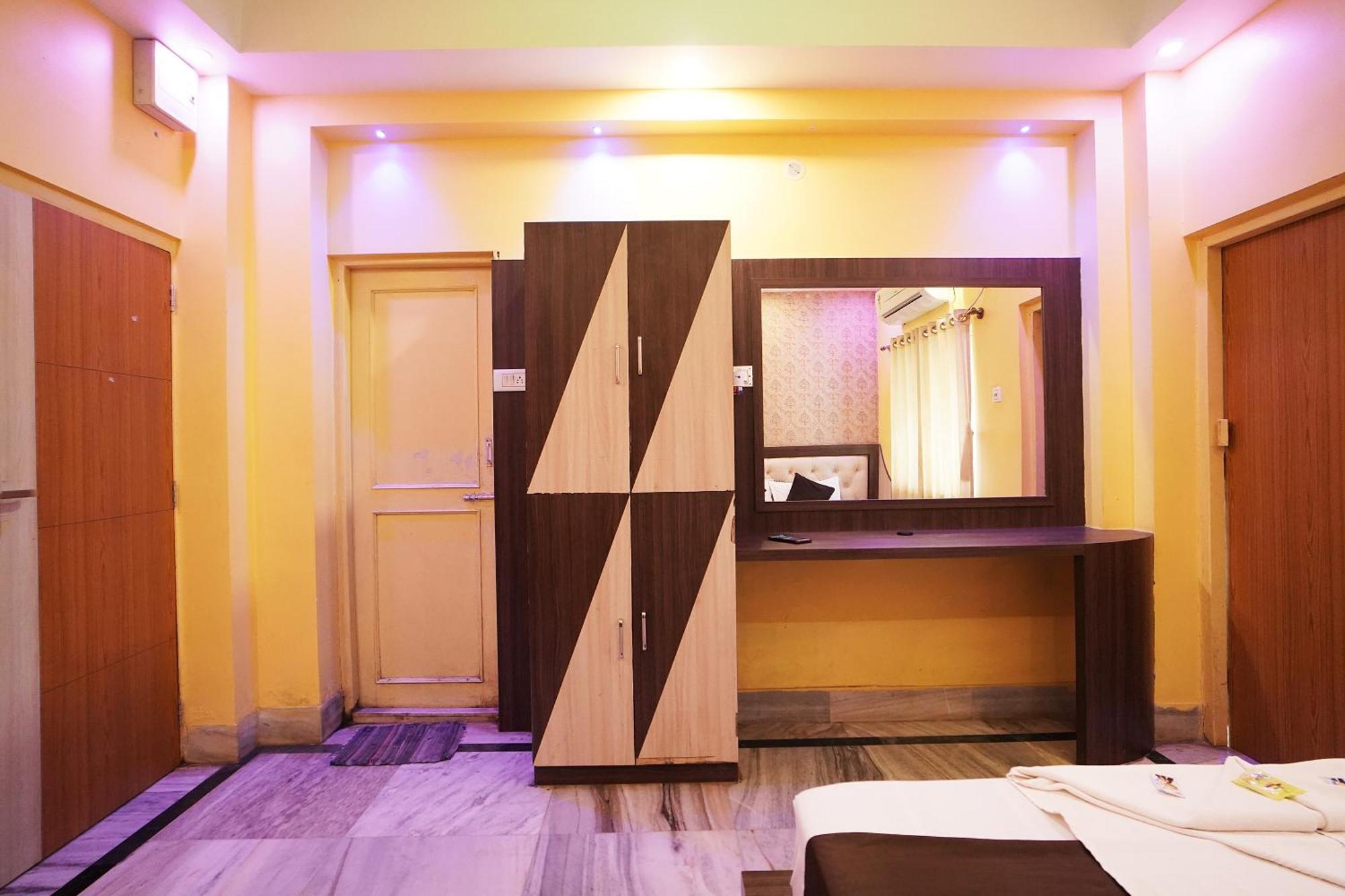 Hotel Marine Blue !! Beach Distance 50 Mts !! Digha  Exterior foto